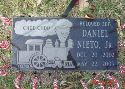 Baby / Infant Grave Markers - Nieto