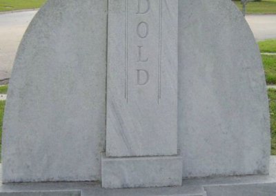 Upright Monuments & Headstones - Dold
